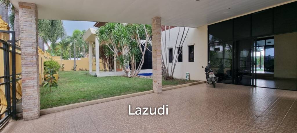 5 Beds 5 Baths 650 SQ.M. Pattaya Paradise Village 2