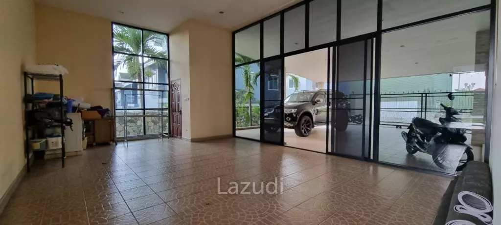 5 Beds 5 Baths 650 SQ.M. Pattaya Paradise Village 2