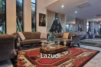 5 Beds 5 Baths 650 SQ.M. Pattaya Paradise Village 2