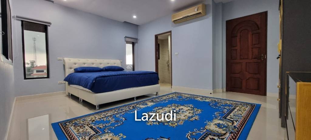 5 Beds 5 Baths 650 SQ.M. Pattaya Paradise Village 2