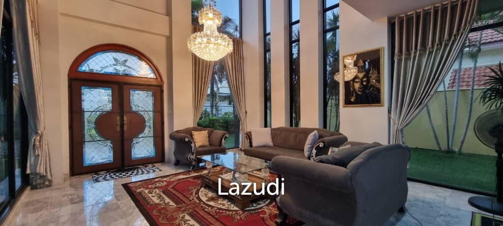 5 Beds 5 Baths 650 SQ.M. Pattaya Paradise Village 2