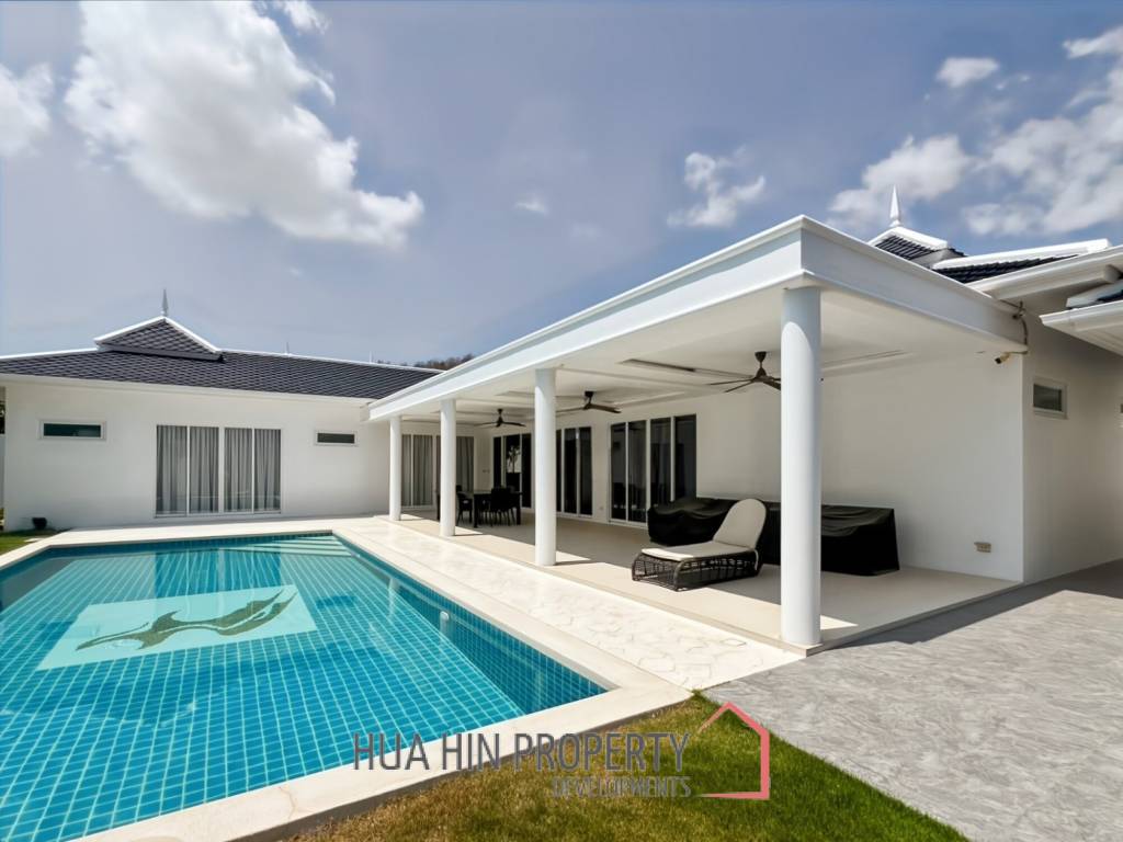 Exclusive 4 Bedroom Villa with Private Pool in Falcon Hill Hua Hin