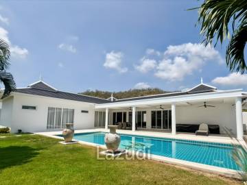 Exclusive 4 Bedroom Villa with Private Pool in Falcon Hill Hua Hin