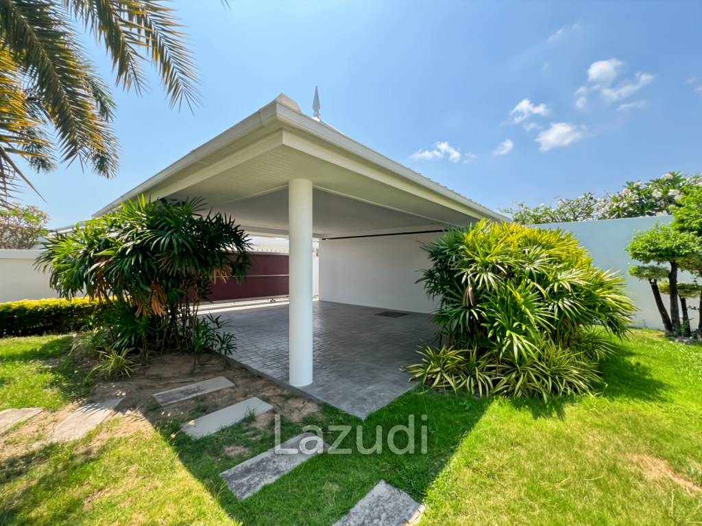 Exclusive 4 Bedroom Villa with Private Pool in Falcon Hill Hua Hin