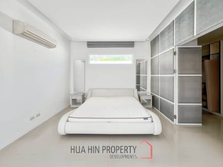 Exclusive 4 Bedroom Villa with Private Pool in Falcon Hill Hua Hin