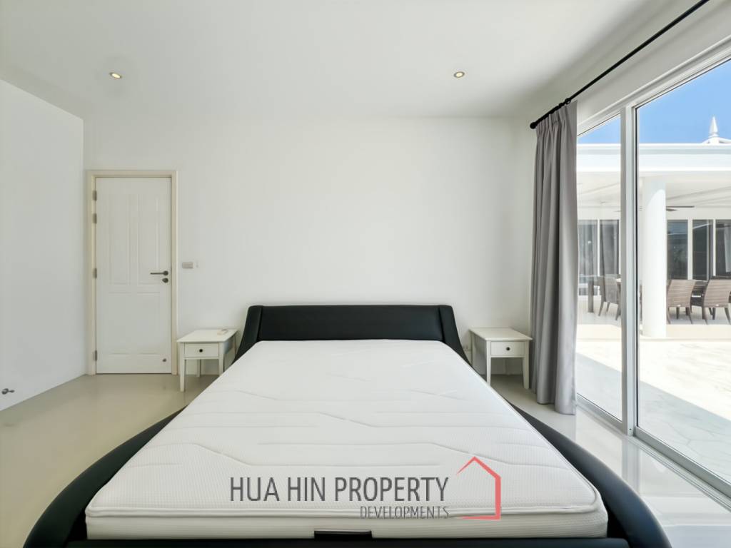 Exclusive 4 Bedroom Villa with Private Pool in Falcon Hill Hua Hin