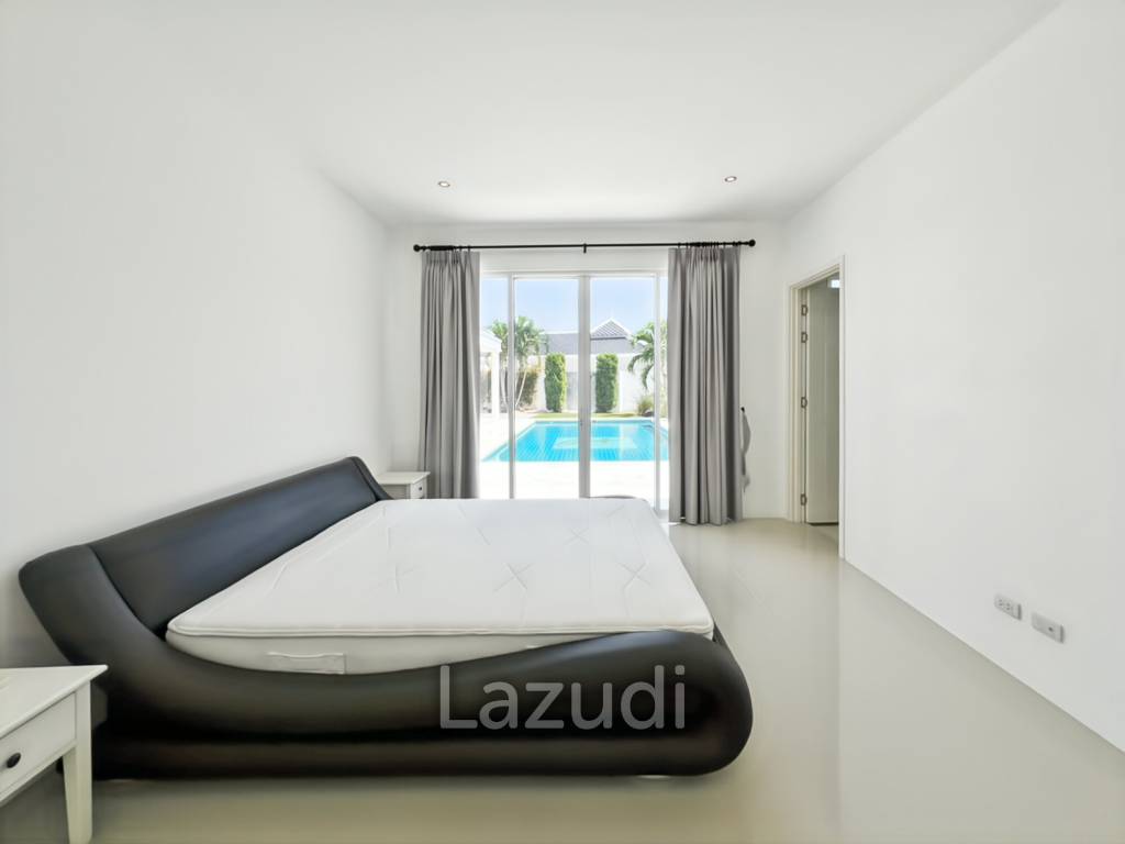 Exclusive 4 Bedroom Villa with Private Pool in Falcon Hill Hua Hin