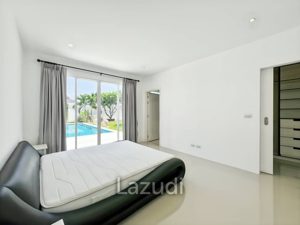 Exclusive 4 Bedroom Villa with Private Pool in Falcon Hill Hua Hin