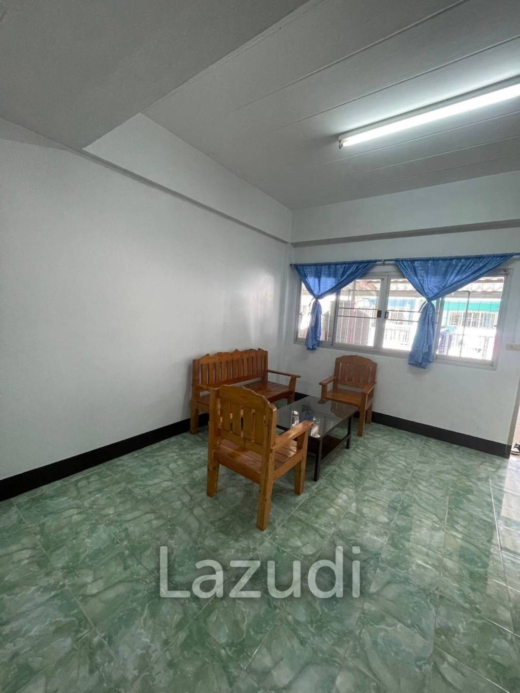 2 Bedrooms Townhouse For Sale in Fah Thai Project