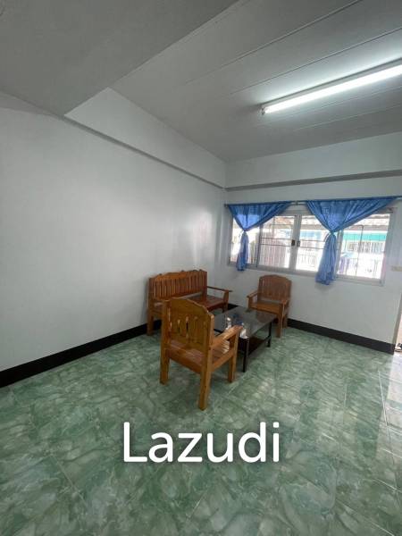 2 Bedrooms Townhouse For Sale in Fah Thai Project