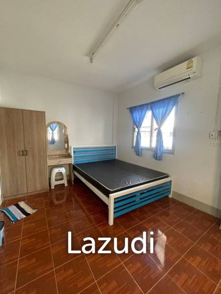 2 Bedrooms Townhouse For Sale in Fah Thai Project