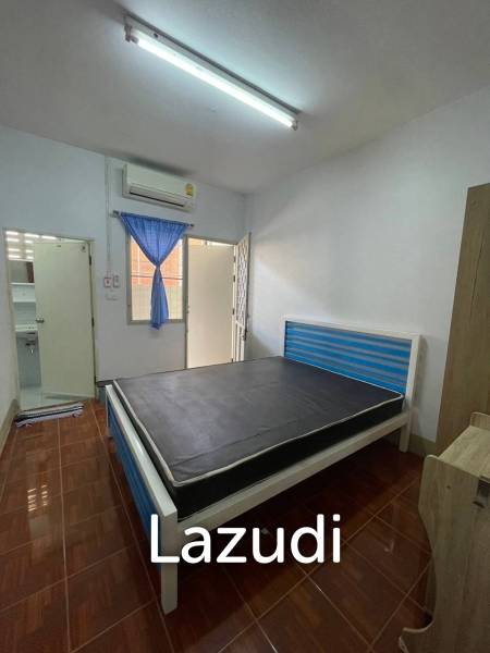 2 Bedrooms Townhouse For Sale in Fah Thai Project