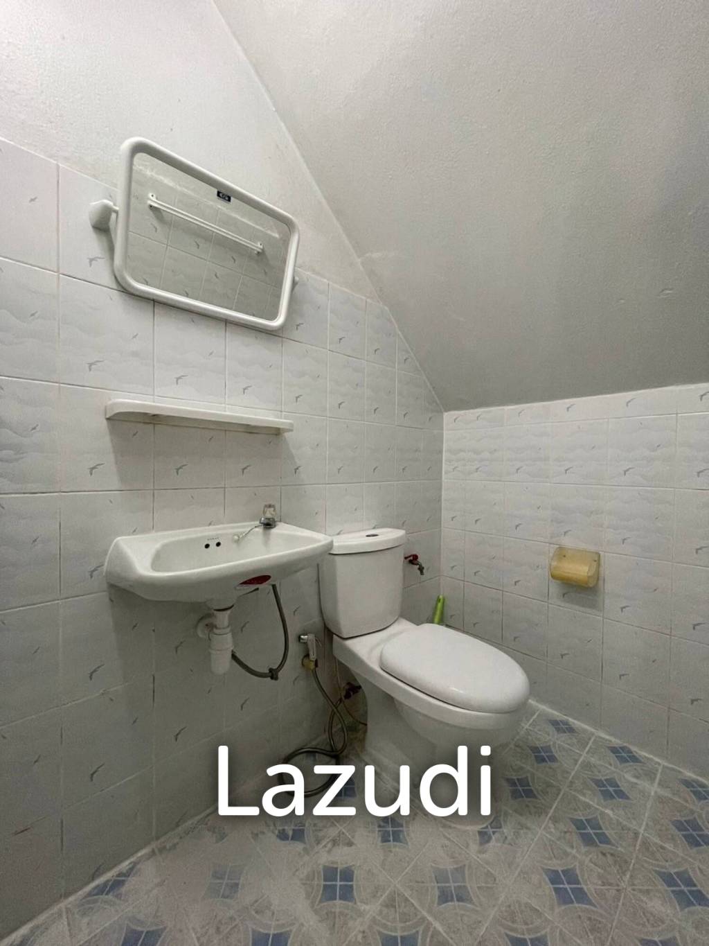 2 Bedrooms Townhouse For Sale in Fah Thai Project
