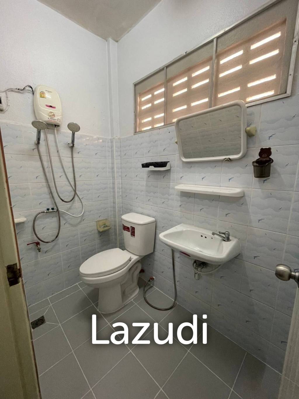 2 Bedrooms Townhouse For Sale in Fah Thai Project