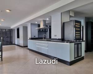 3 Beds 3 Baths 224 SQ.M. Hyde Park Residence 1