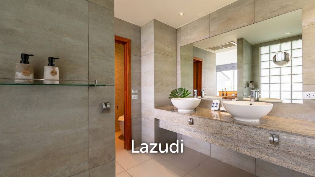 A Private Luxury Retreat with Stunning Ocean Views