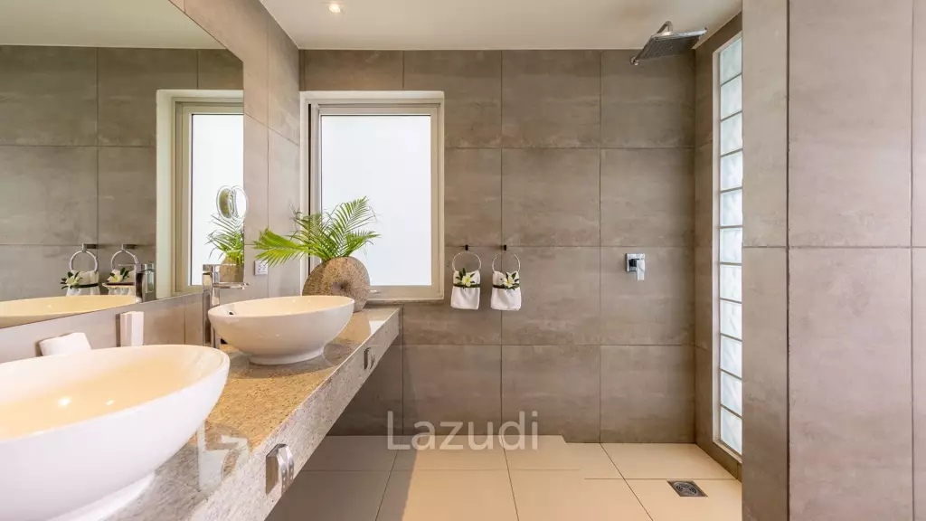 A Private Luxury Retreat with Stunning Ocean Views