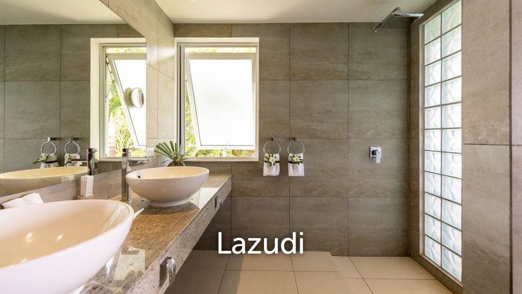 A Private Luxury Retreat with Stunning Ocean Views
