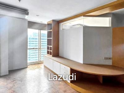3 Bedroom 2 Bathroom 114 SQ.M Silom Suite