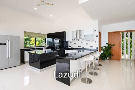 Вилла 1,250 кв.м. 4 Кровать 6 Ванна