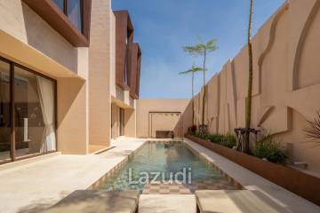 5 Bedrooms 6 Bathrooms 400 SQ.M. Villa Barrera