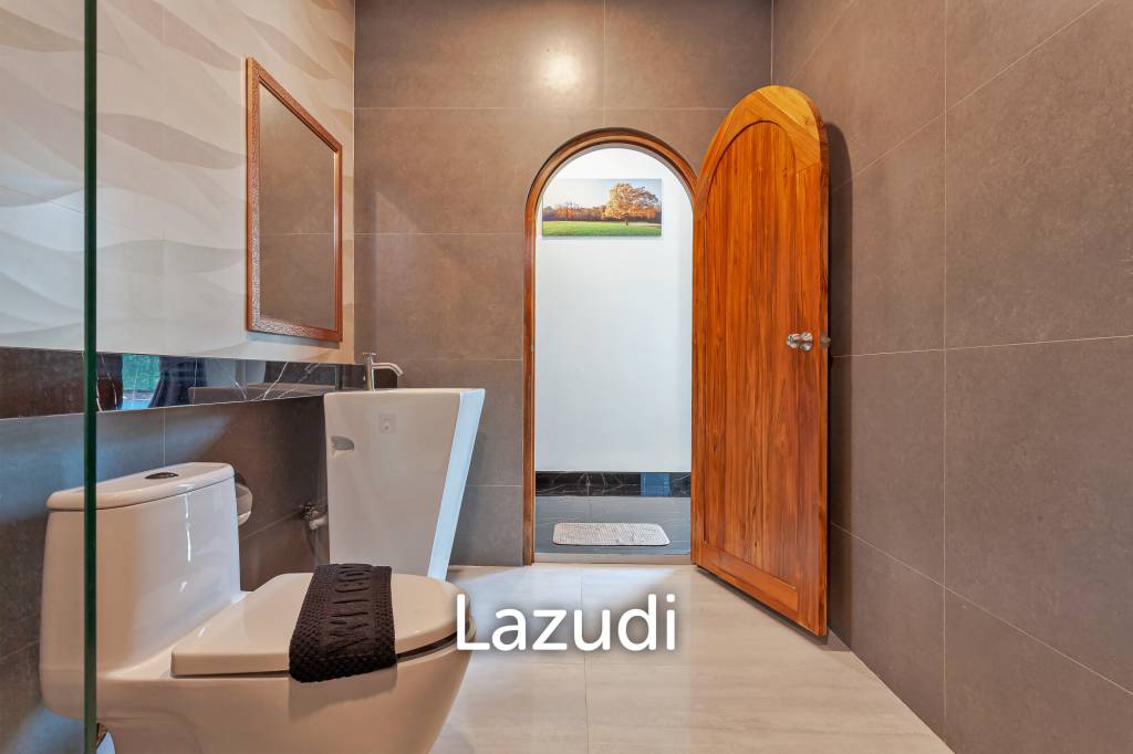 5 Beds 6 Baths 200 SQ.M. Luxury Pool Villa