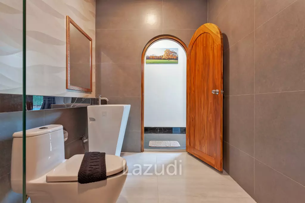 5 Beds 6 Baths 200 SQ.M. Luxury Pool Villa