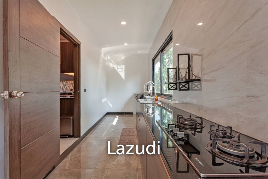 5 Beds 6 Baths 200 SQ.M. Luxury Pool Villa