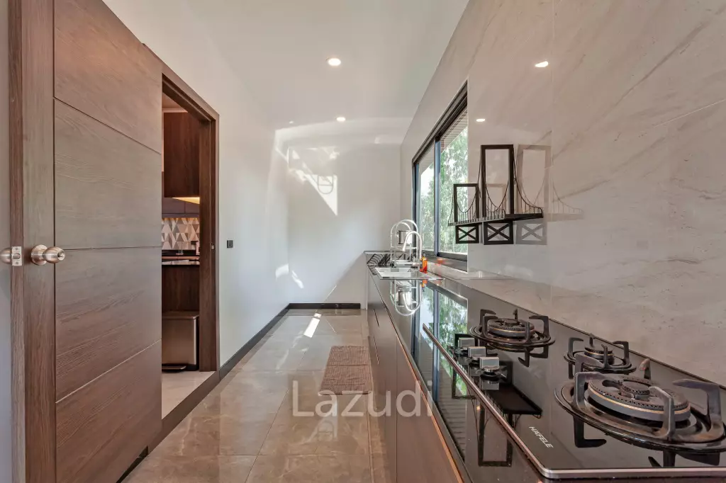5 Beds 6 Baths 200 SQ.M. Luxury Pool Villa