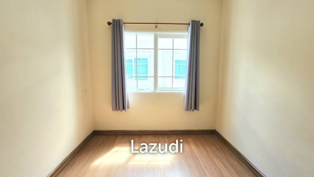 ขายทาวน์เฮ้าส์ 2 ห้องนอน ในโครงการโกลเด้น วิลเลจ บ้านดู่