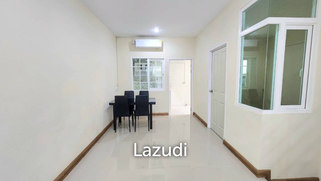 ขายทาวน์เฮ้าส์ 2 ห้องนอน ในโครงการโกลเด้น วิลเลจ บ้านดู่