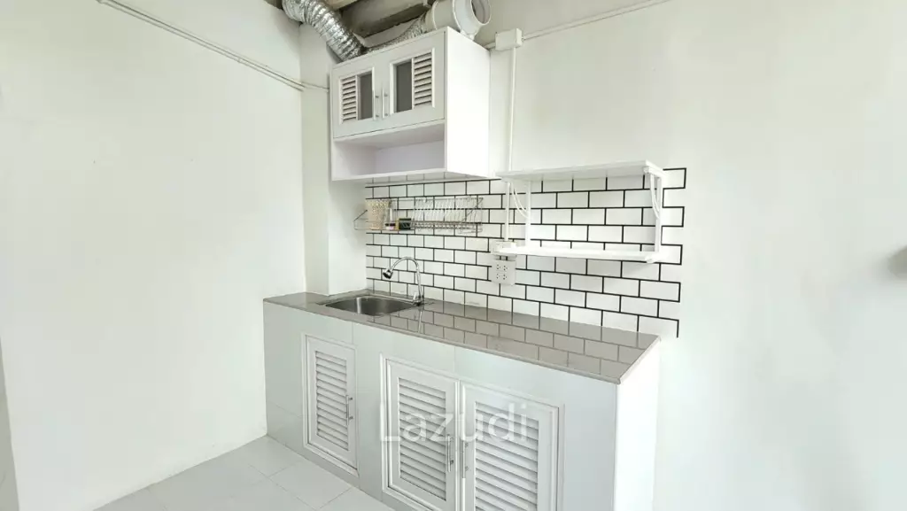 ขายทาวน์เฮ้าส์ 2 ห้องนอน ในโครงการโกลเด้น วิลเลจ บ้านดู่