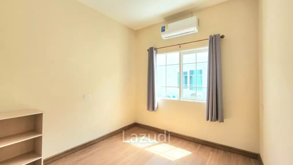 ขายทาวน์เฮ้าส์ 2 ห้องนอน ในโครงการโกลเด้น วิลเลจ บ้านดู่