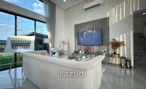 Luxurious 4-Bedroom 407.9 SQ.M Villa in Layan Chak Nok
