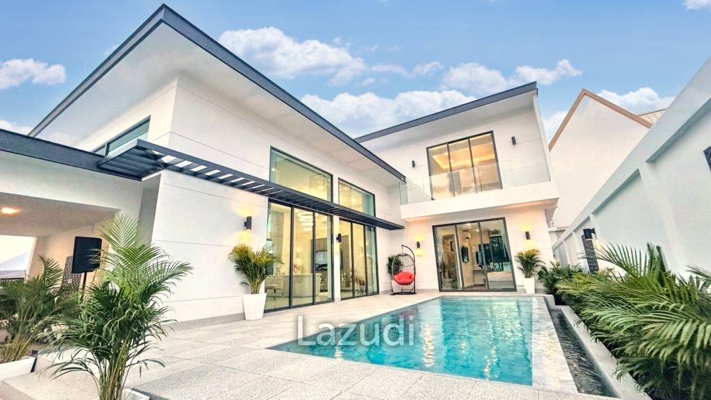 Luxurious 4-Bedroom 396.02 SQ.M Villa in Layan Chak Nok