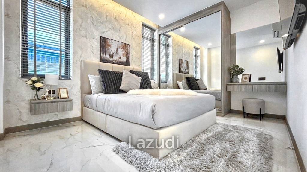 Luxurious 3-Bedroom 299.25 SQ.M Villa in Layan Chak Nok