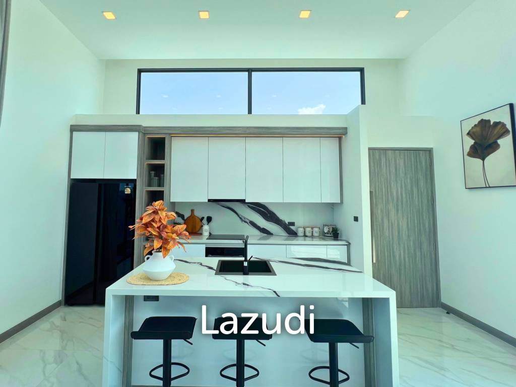 Luxurious 4-Bedroom 407.9 SQ.M Villa in Layan Chak Nok