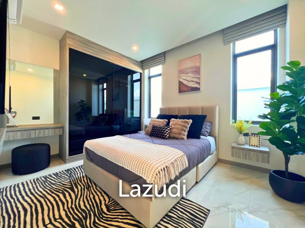 Luxurious 4-Bedroom 407.9 SQ.M Villa in Layan Chak Nok
