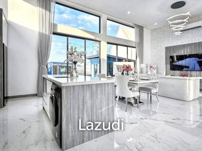 Luxurious 4-Bedroom 407.9 SQ.M Villa in Layan Chak Nok