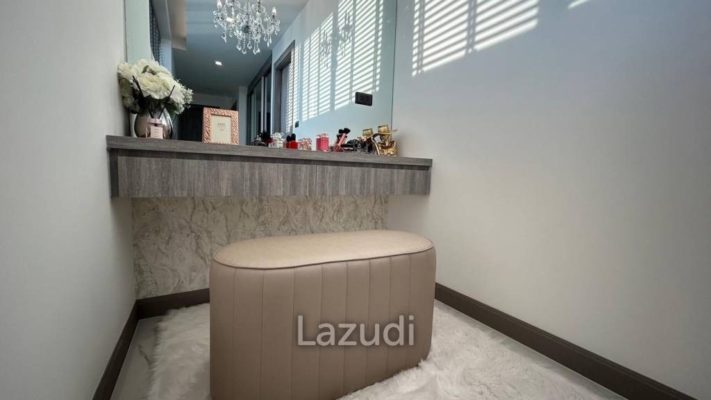 Luxurious 3-Bedroom 299.25 SQ.M Villa in Layan Chak Nok