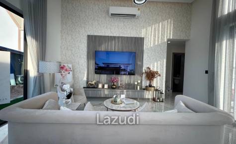 Luxurious 3-Bedroom 299.25 SQ.M Villa in Layan Chak Nok