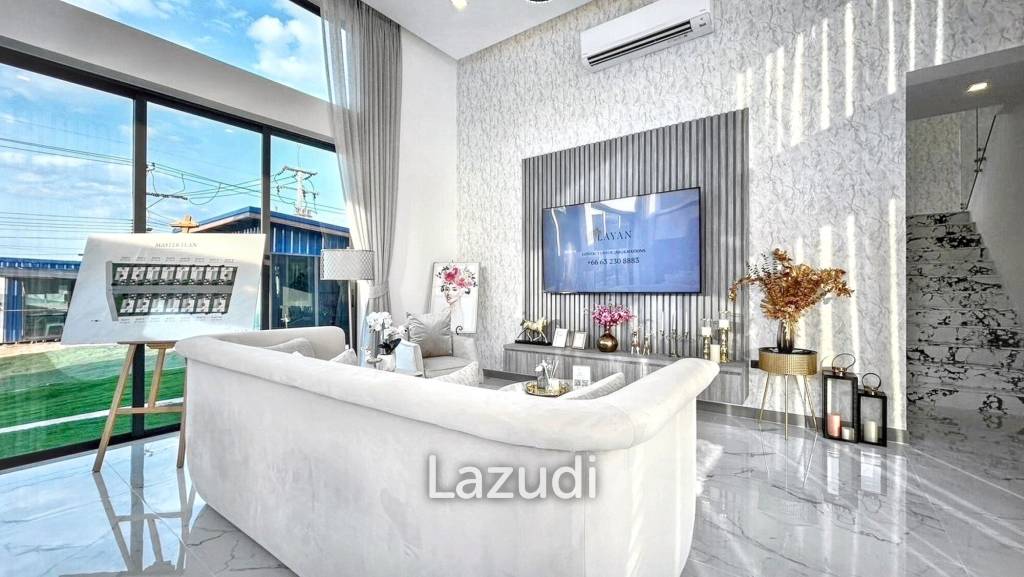 Luxurious 3-Bedroom 299.25 SQ.M Villa in Layan Chak Nok