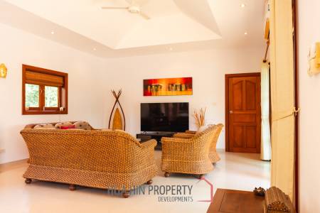 SMART HOUSE RESORT : 5 bed pool villa