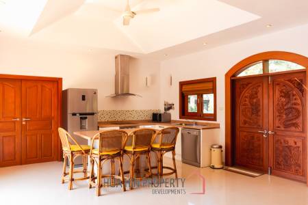 SMART HOUSE RESORT : 5 bed pool villa