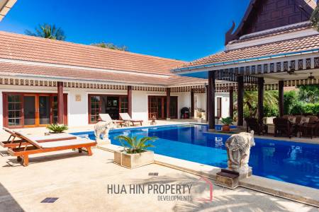 SMART HOUSE RESORT : 5 bed pool villa
