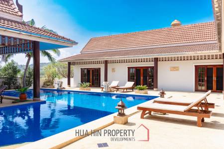 SMART HOUSE RESORT : 5 bed pool villa