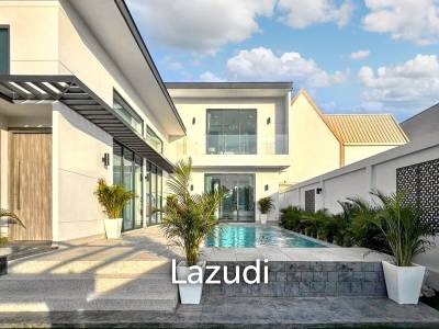 Luxurious 3-Bedroom 299.25 SQ.M Villa in Layan Chak Nok
