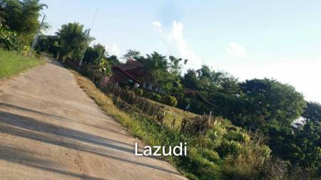 Beautiful Teak Wooden House with 1 Rai Land Near Mae Taeng