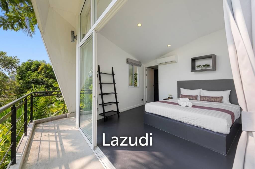 An Exquisite 11-Bedroom Hillside Villa with Ocean Views