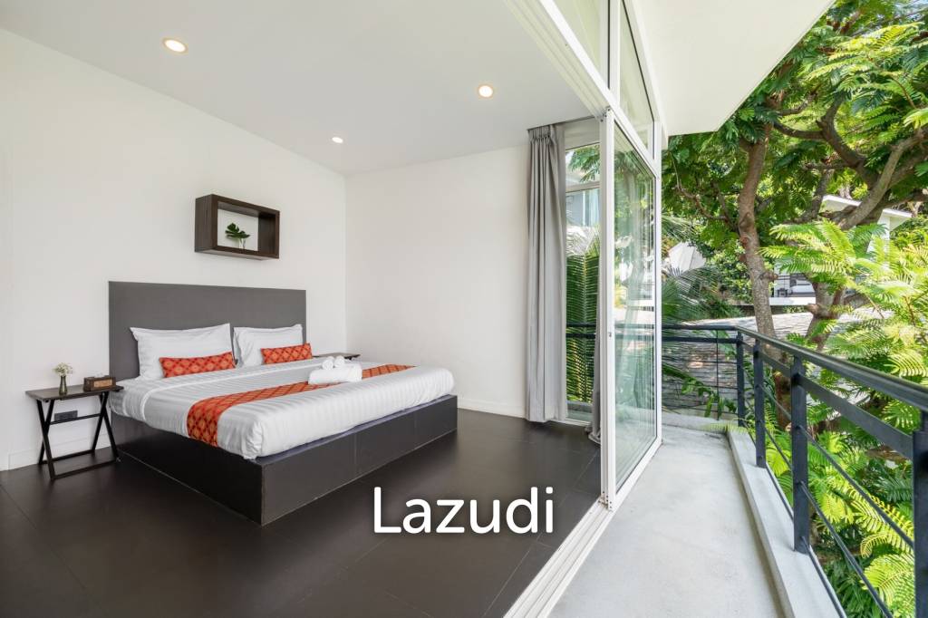 An Exquisite 11-Bedroom Hillside Villa with Ocean Views